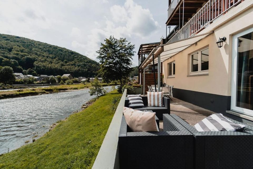 Balcony/Terrace, River view