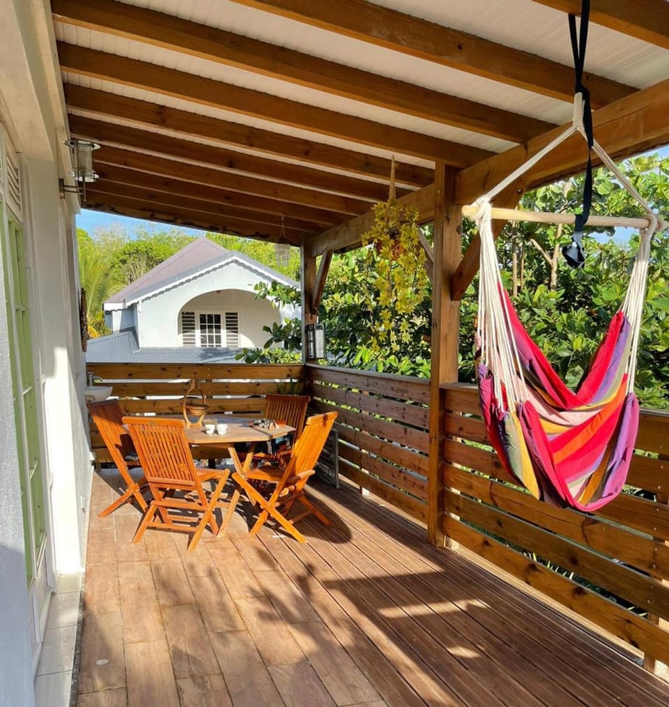 Charmant bungalow à MOULE Apartment in Grande-Terre, Guadeloupe