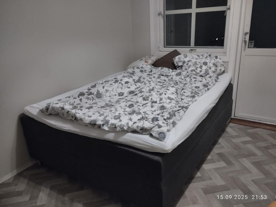 Rooms available, 35 min to Oslo and airport Vacation rental in Viken, Norway