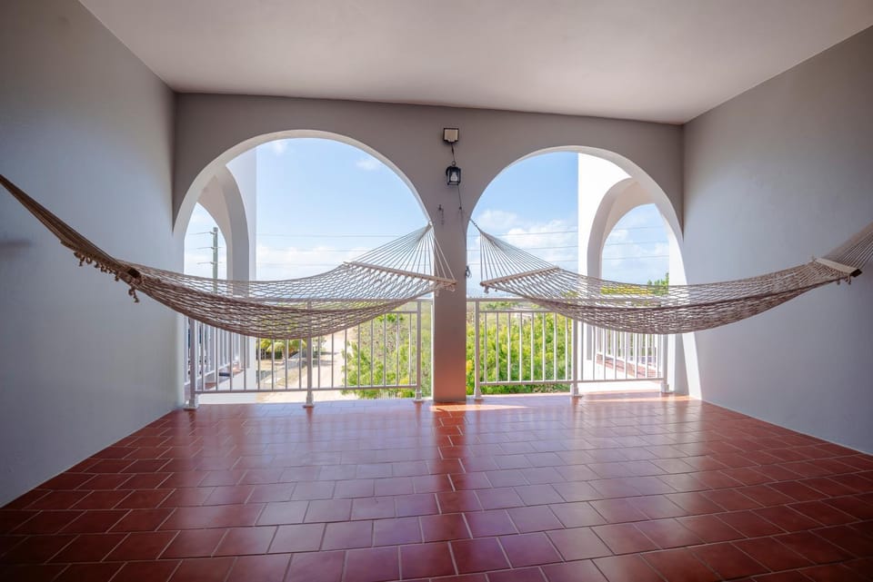 Deany's Uptop Luxury Suite Apartment in Anguilla