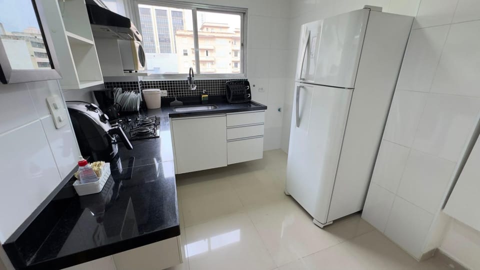 Kitchen or kitchenette, oven, pet friendly, stove, toaster