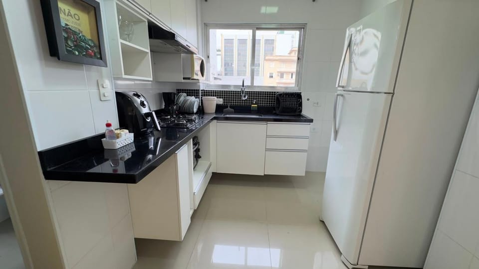 Coffee/tea facilities, Kitchen or kitchenette, oven, pet friendly, stove, toaster