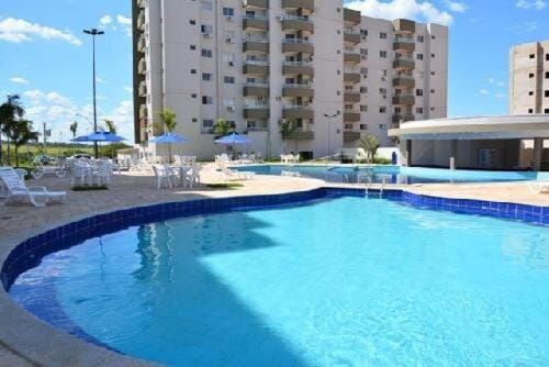 Lagoa Quente Flat Service - Apt mobiliado em condomínio de 9 piscinas quentes e relaxantes Apartment in State of Goiás