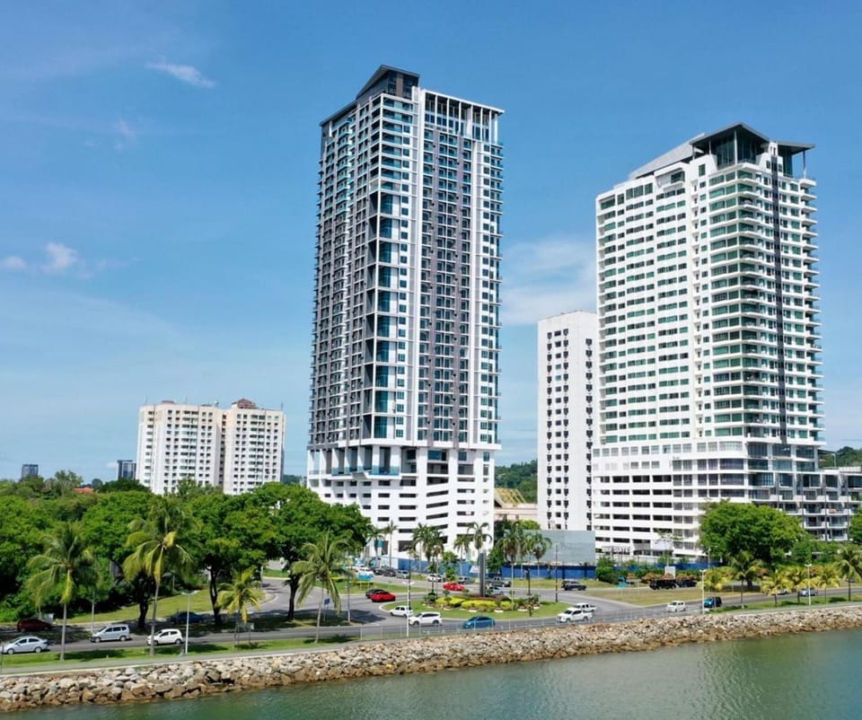 Property building, Natural landscape, City view