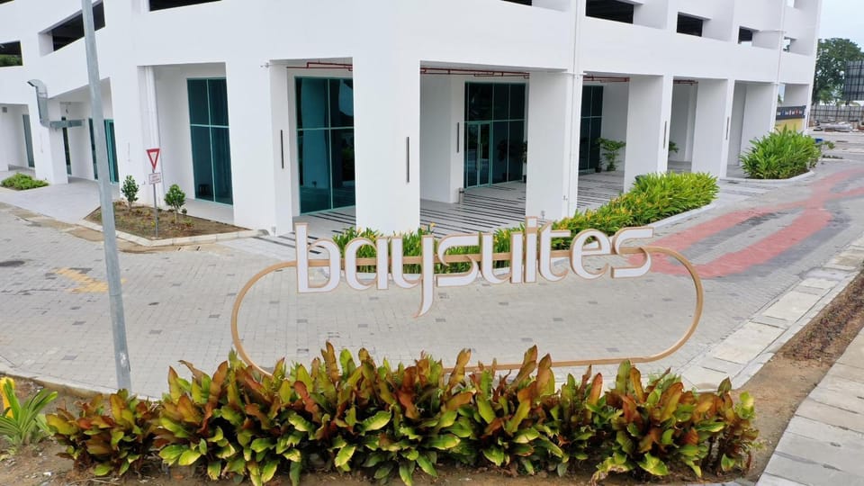 Property building, Property logo or sign, Logo/Certificate/Sign, Street view