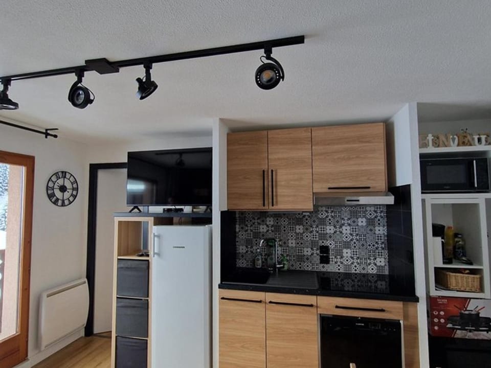 Superbe T3 au Col du Corbier - 6 couchages - FR-1-573-136 Apartment in Haute-Savoie