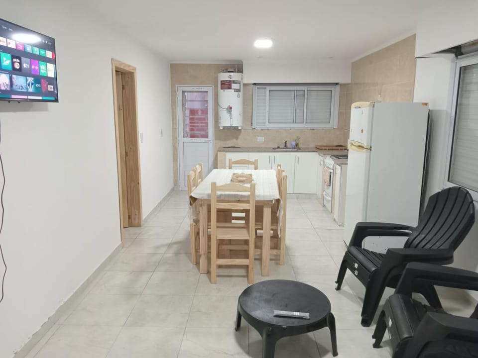 TV and multimedia, Kitchen or kitchenette, Living room, Dining area