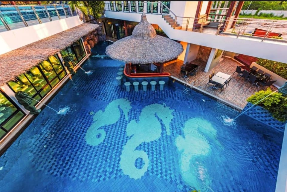 Chalong Miracle Lakeview Apartment in Chalong