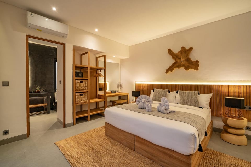 Bed, TV and multimedia, Bedroom, air conditioner