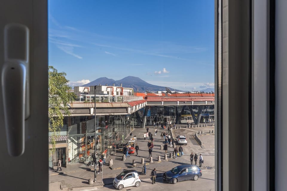 Property building, Natural landscape, City view, Location