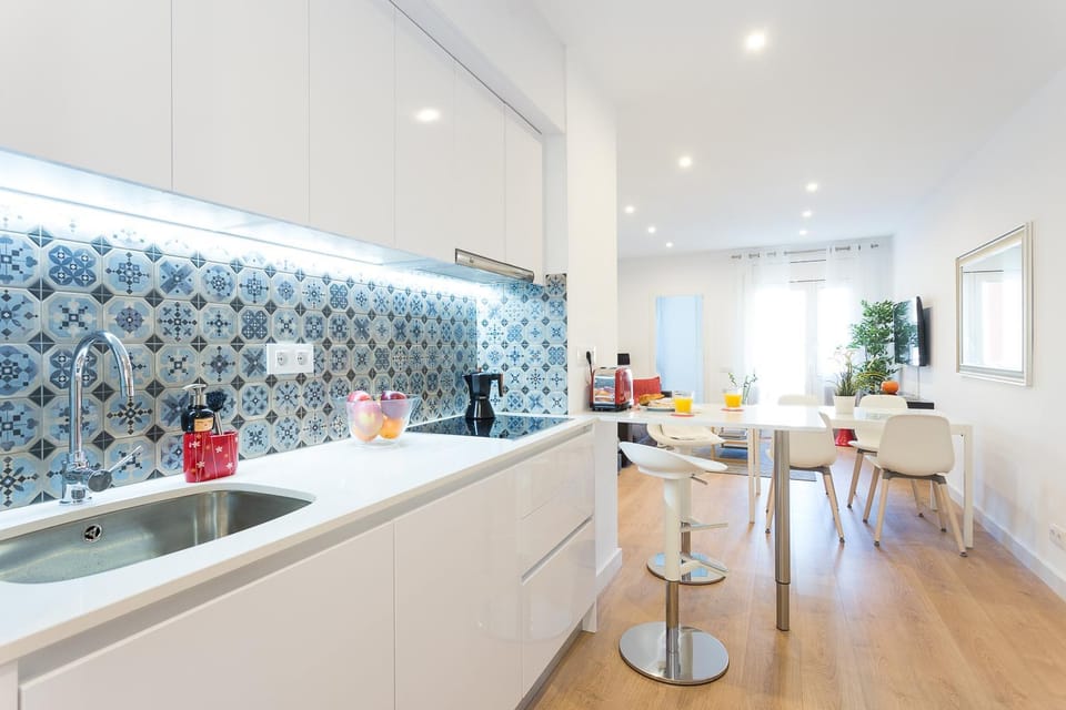 Staff, People, Kitchen or kitchenette, Dining area, Family
