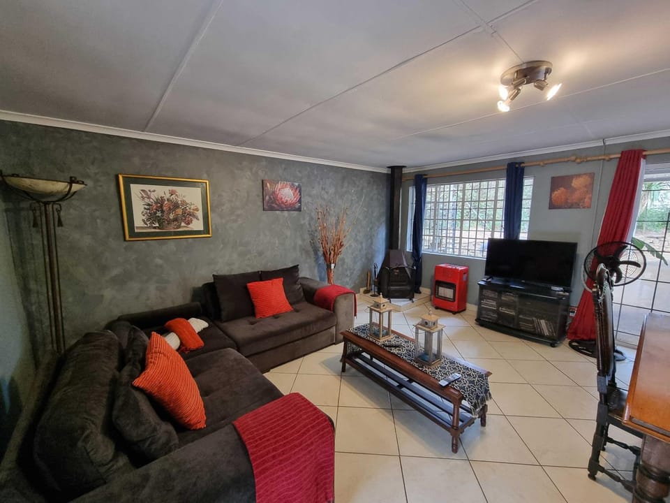 Communal lounge/ TV room, fireplace