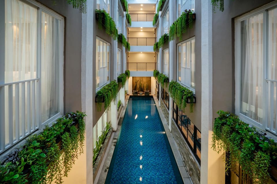 View (from property/room), Pool view