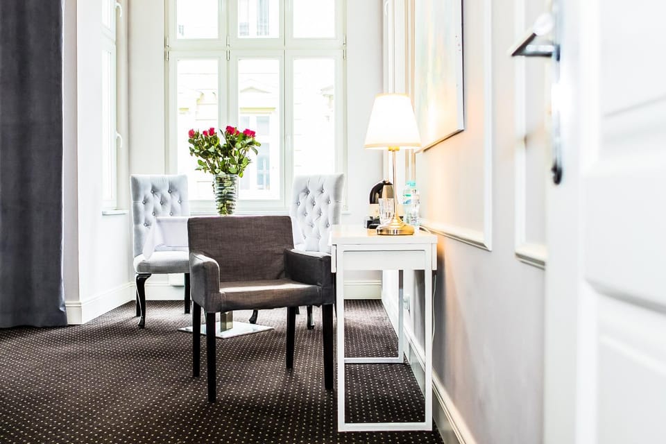 Seating area