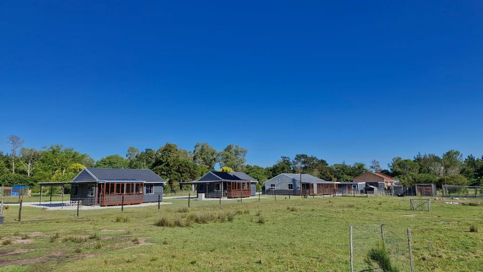 Property building, Day, Natural landscape
