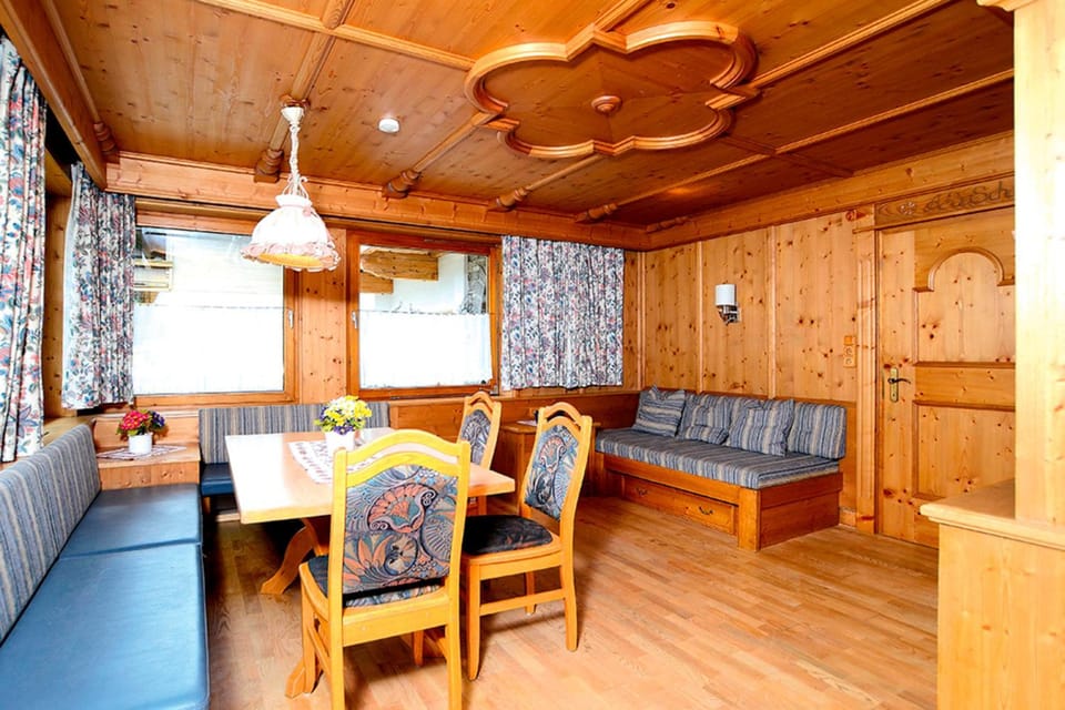 Ferienhaus Sahra House in Tyrol