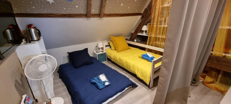 CHAMBRES D'HOTES EpLABONNE Bed and Breakfast in Centre-Val de Loire