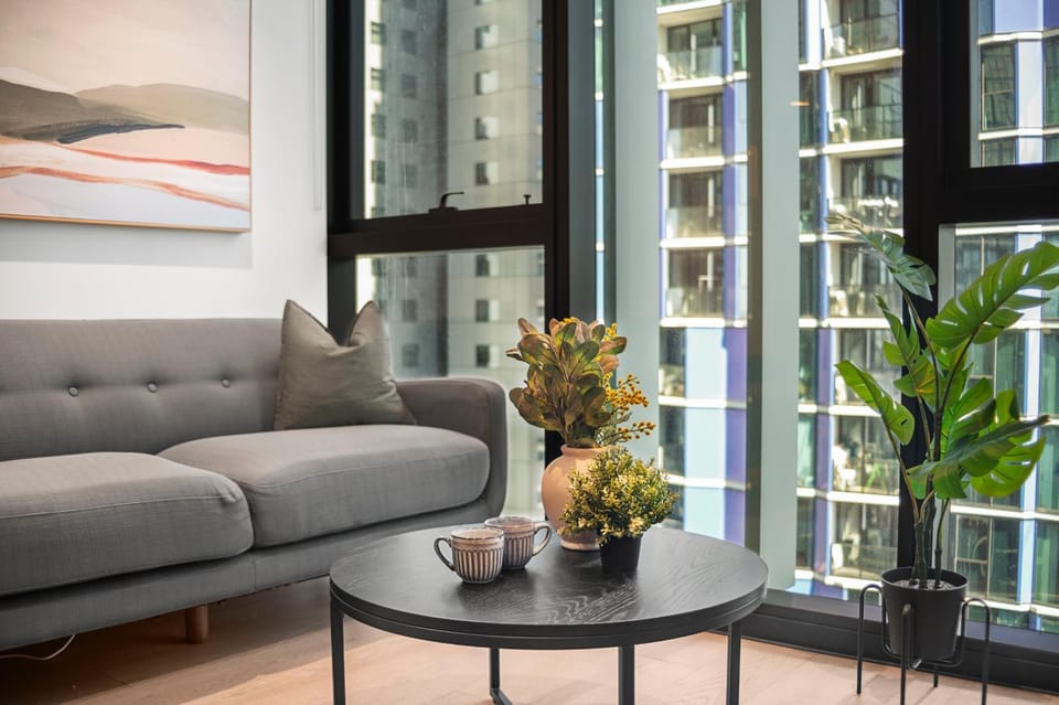 Stunning 2BR Apartment in Melb CBD with Pool and Gym Apartment in Melbourne