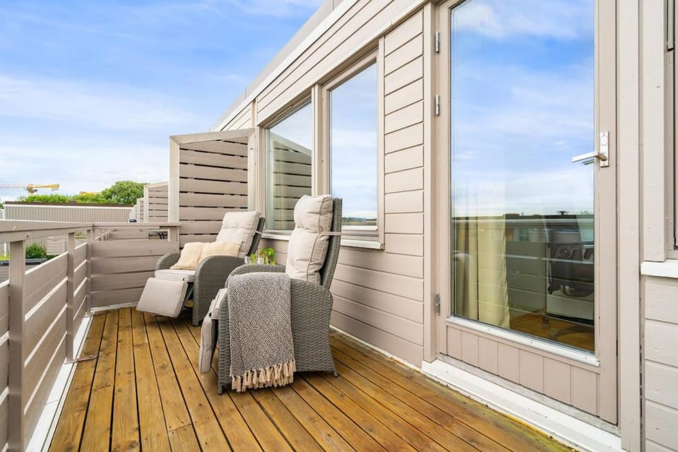Patio, View (from property/room), Seating area