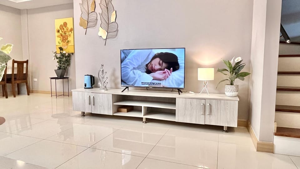 TV and multimedia, Evening entertainment