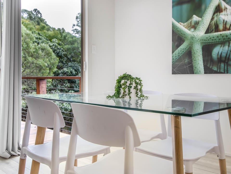 Dining area, Mountain view