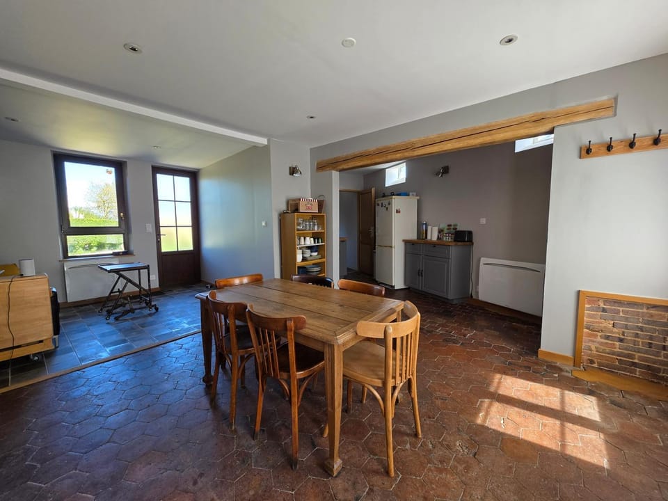 Kitchen or kitchenette, Living room, Dining area