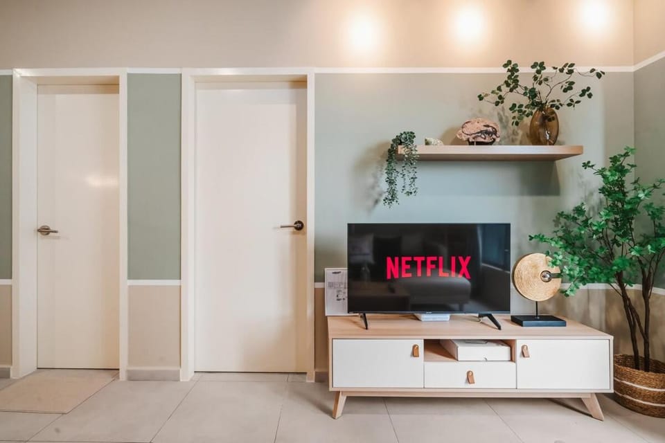 4BR Matcha-Inspired Home at Meta Residence by RumaBnB Apartment in Selangor, Malaysia