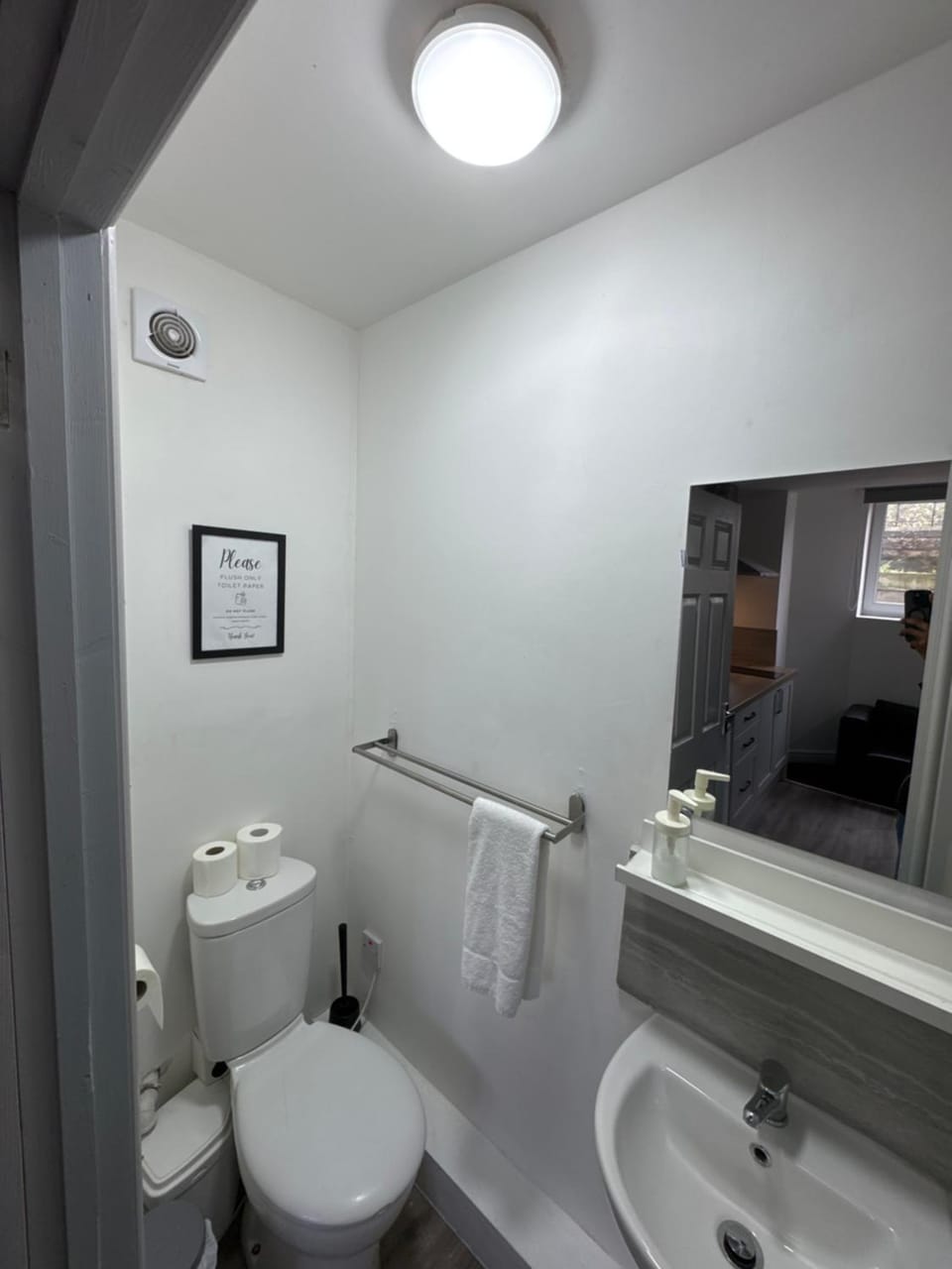 Comfortable Stay - Derby Road Bed and Breakfast in Nottingham