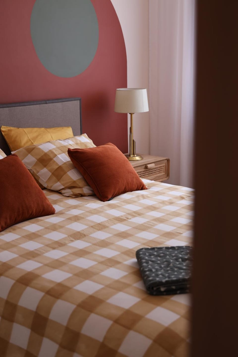 Bedroom, towels