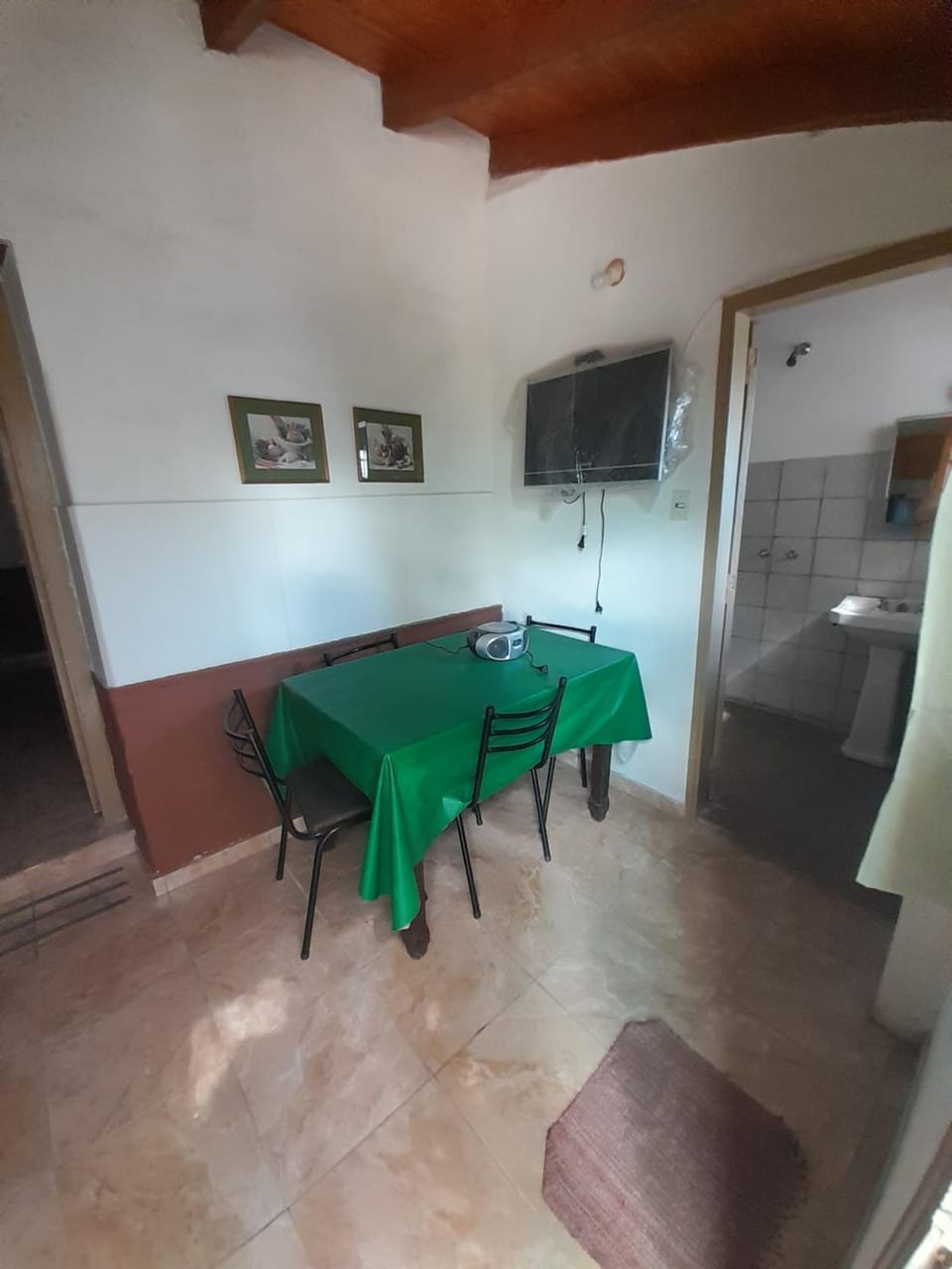 TV and multimedia, Dining area