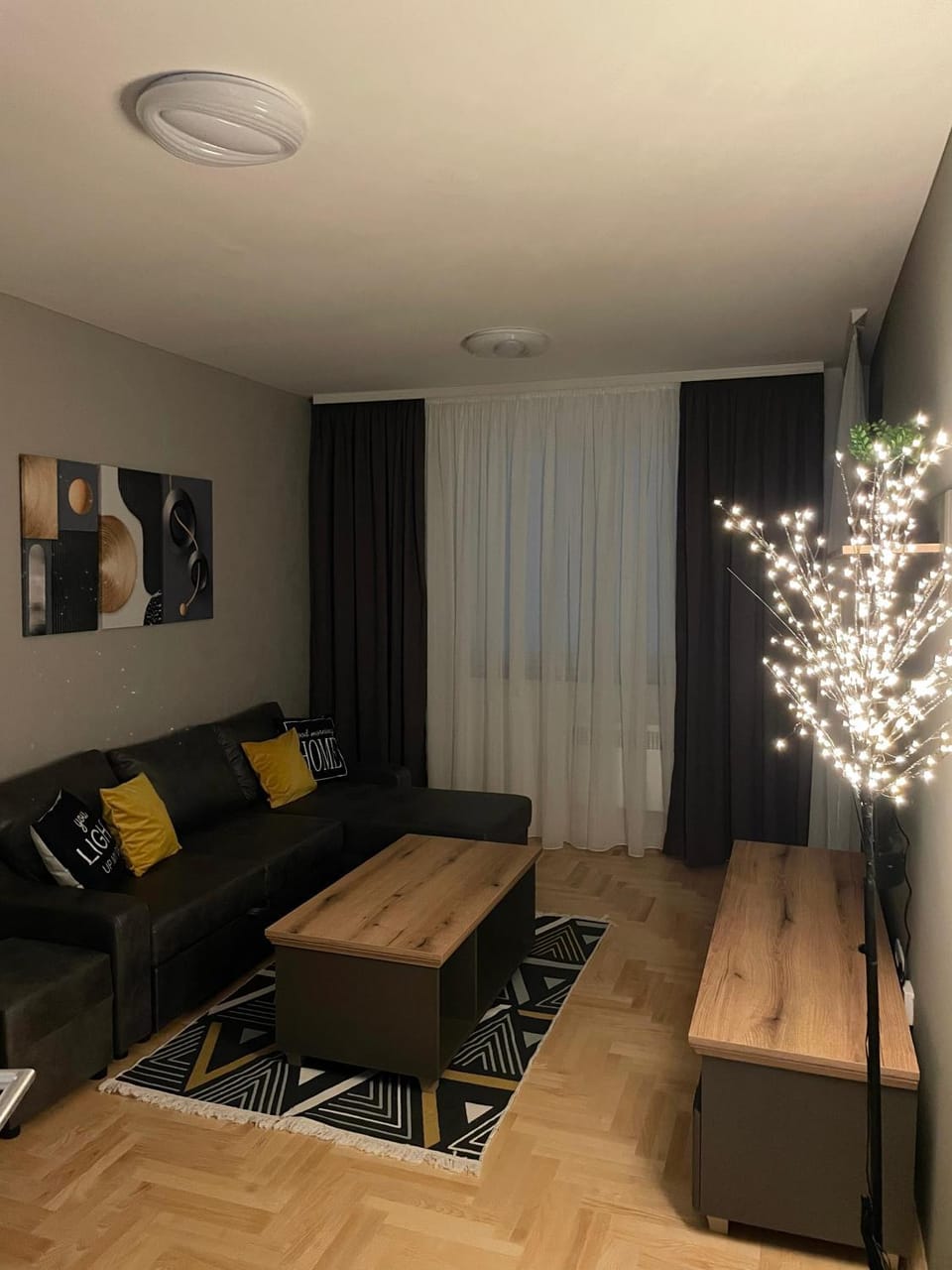 Living room, Seating area