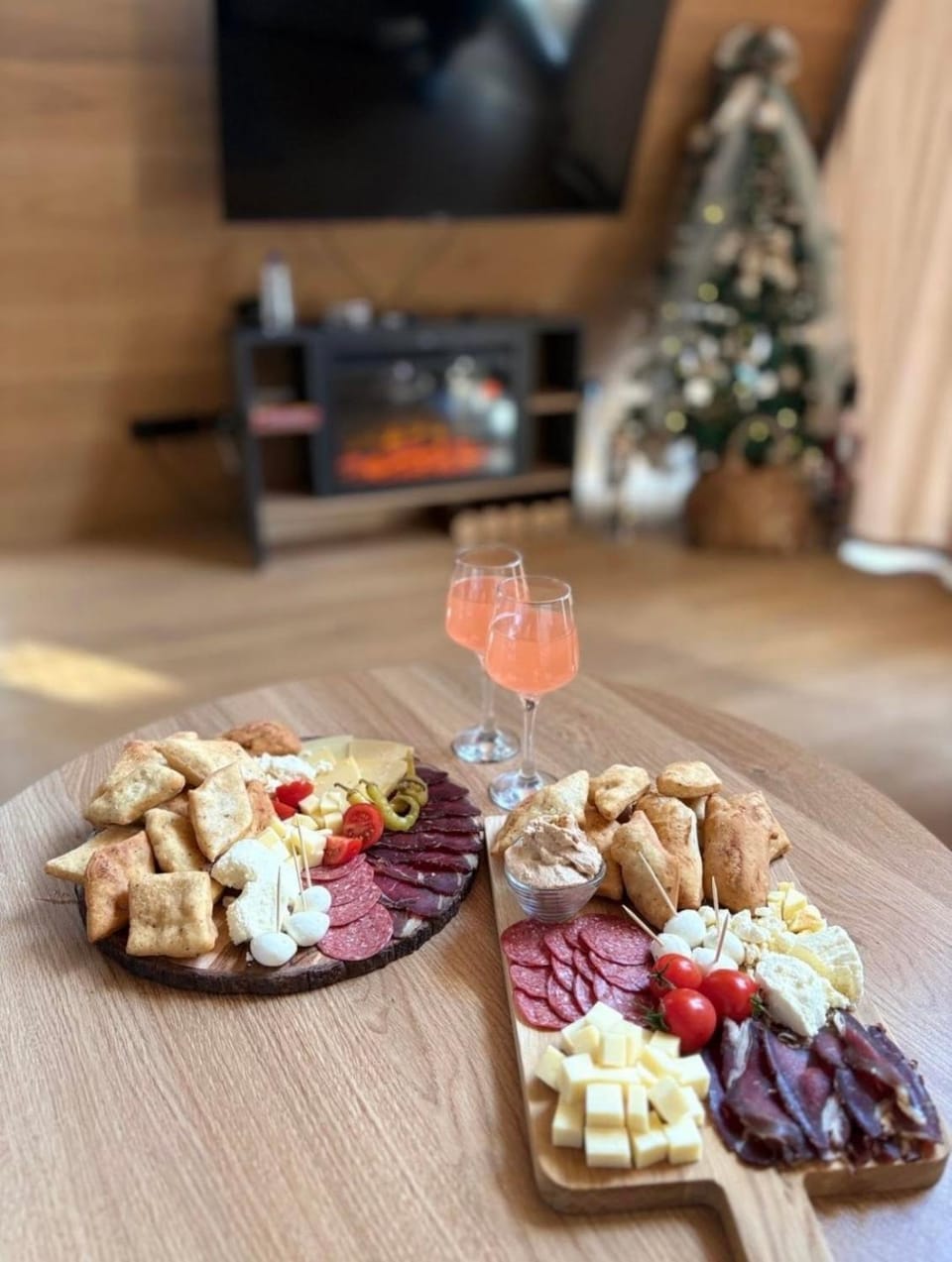 Food and drinks, Food, Lunch, Drinks, Alcoholic drinks