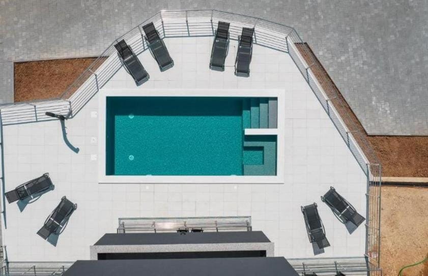 Pool view, Swimming pool