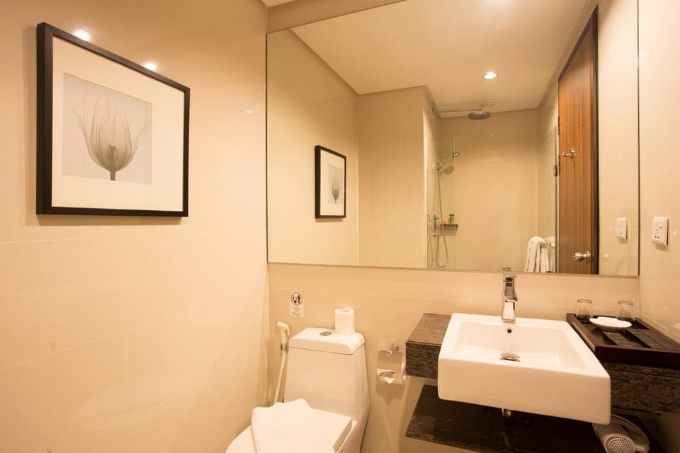 Toilet, Bathroom