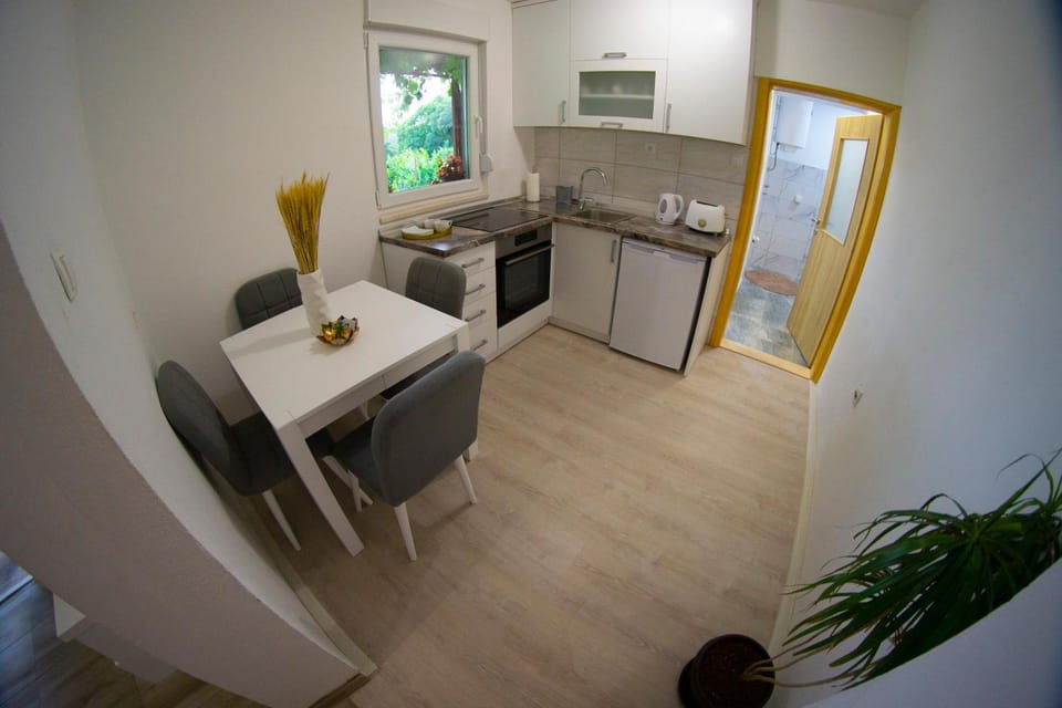 Apartment Ukropina 2 Apartment in Dubrovnik-Neretva County