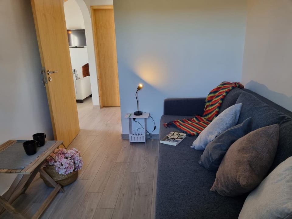 Seating area, Bedroom