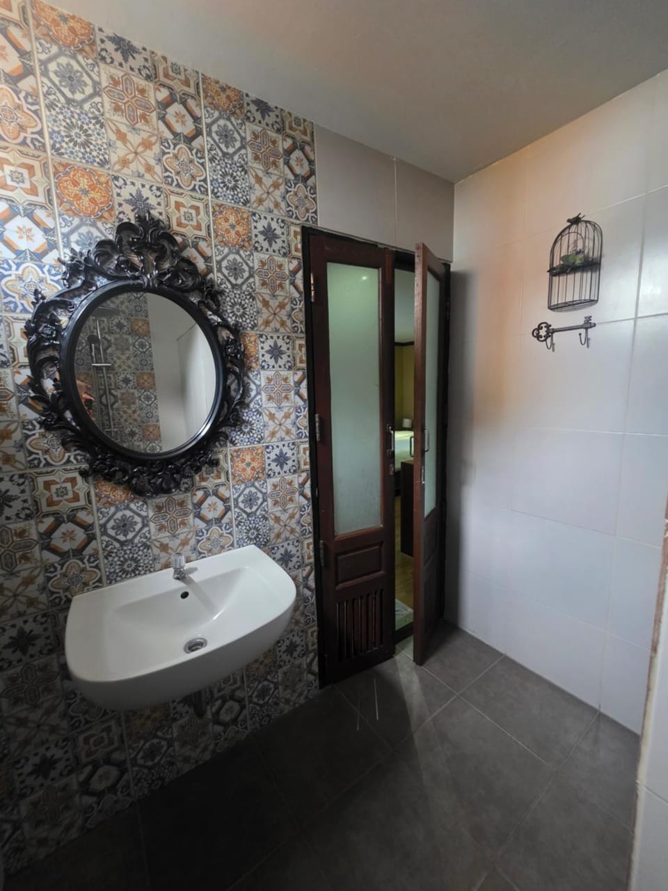 At Ease As Home Hotel in Chiang Mai