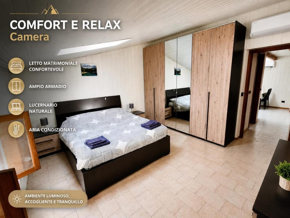 Bed, Bedroom, wardrobe, air conditioner