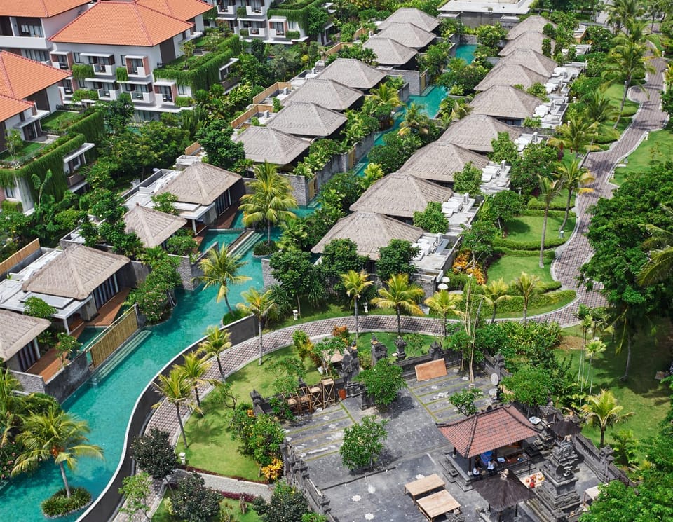 Property building, Day, Bird's eye view, Garden view, Pool view, Swimming pool