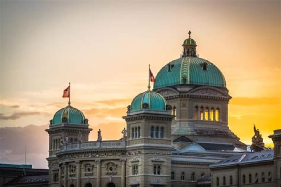 Nearby landmark, Sunrise