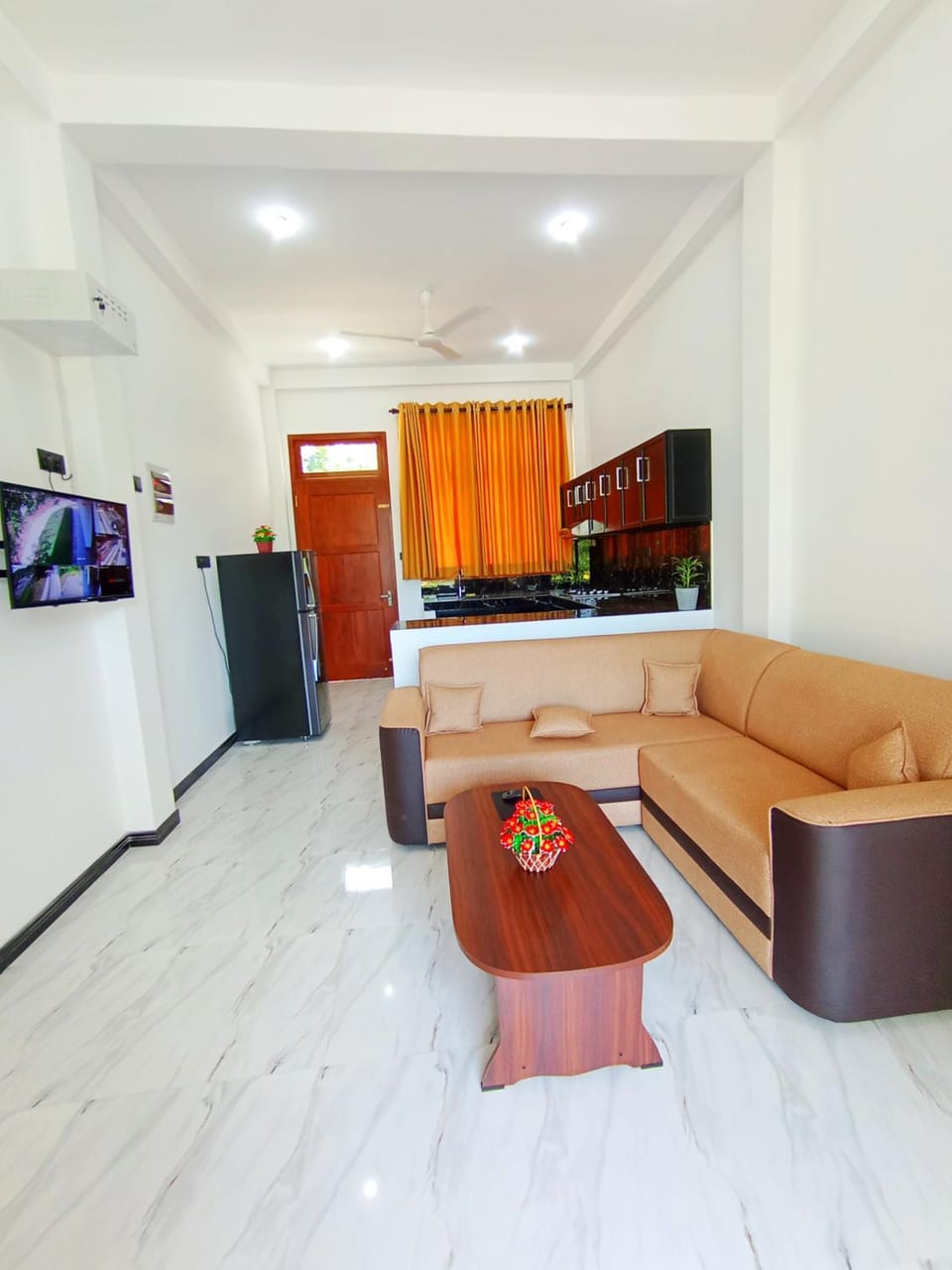 Luxury Peak Villa Bed and Breakfast in Mirissa