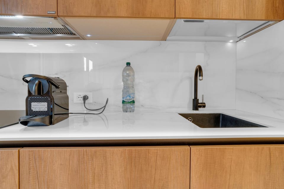 Coffee/tea facilities, Kitchen or kitchenette
