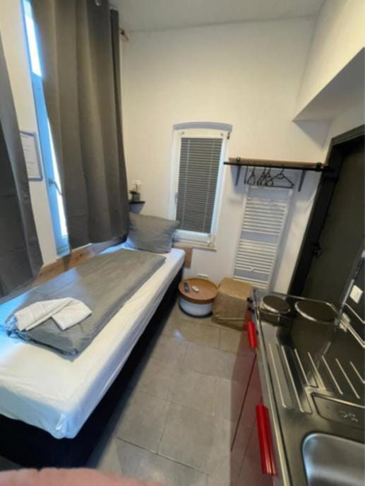 Kitchen or kitchenette, Photo of the whole room, Bedroom