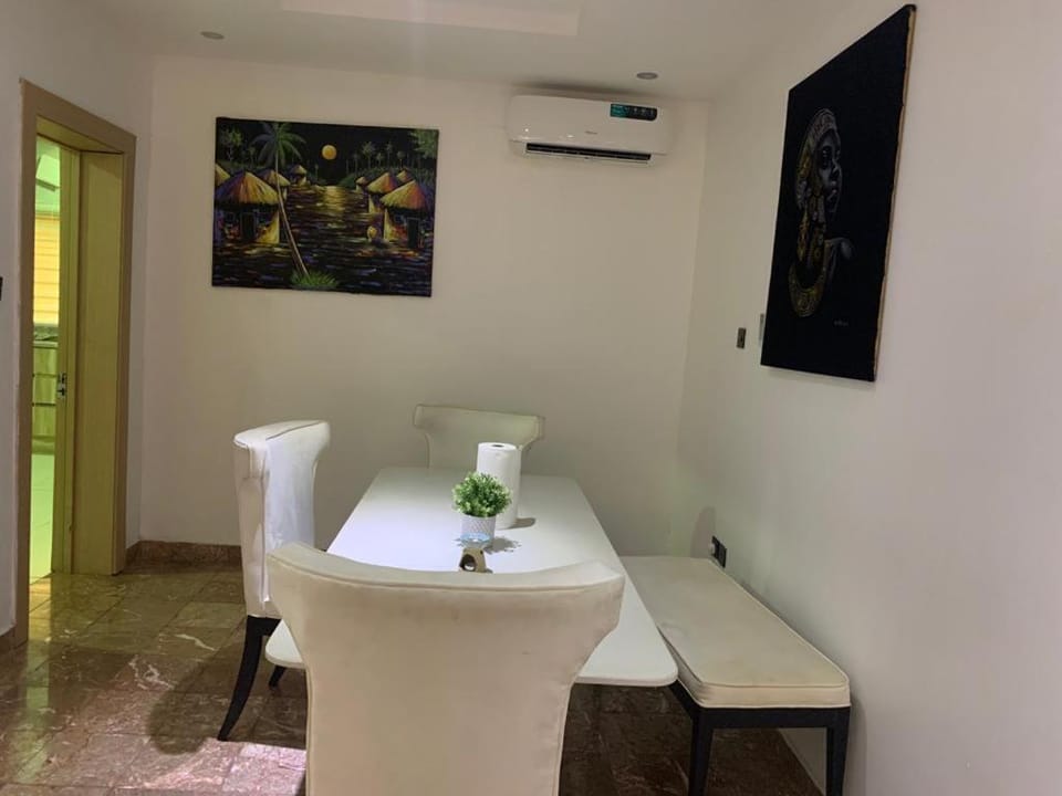 Home away from Home Apartment in Lagos