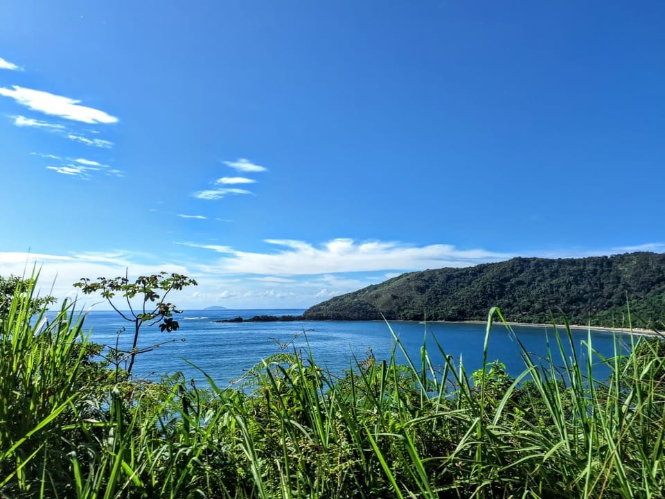 Mountain view, Sea view
