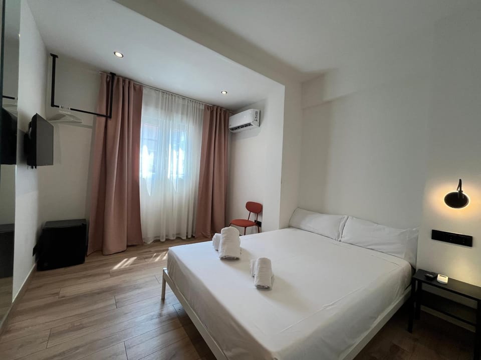 TV and multimedia, heating, minibar, safe, air conditioner