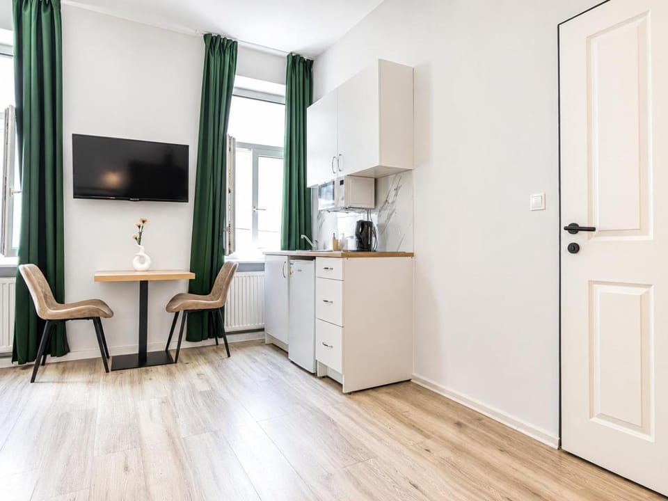 TV and multimedia, Kitchen or kitchenette