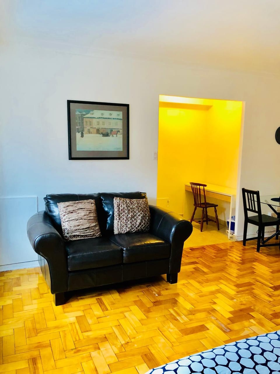 Stylish Montreal Apartment Comfortable Stay in the Golden Square Mile Apartment in Montreal