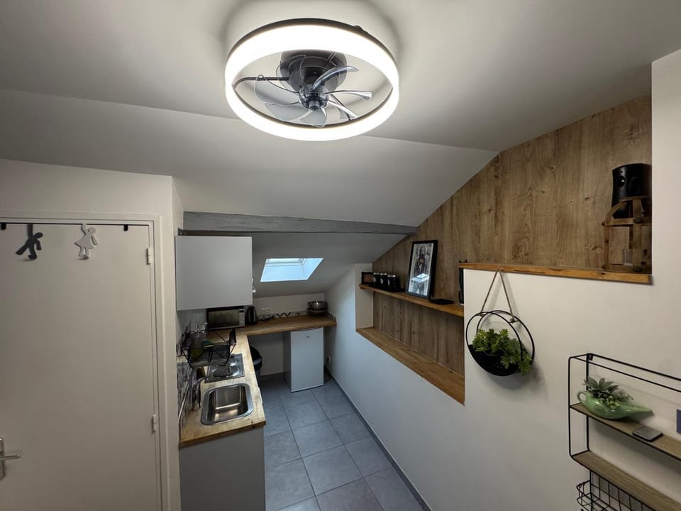 Studio central Fontainebleau - proche commerces & château Apartment in Fontainebleau