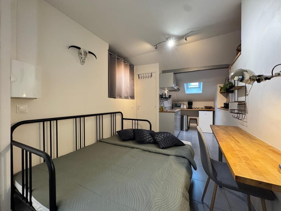 Studio central Fontainebleau - proche commerces & château Apartment in Fontainebleau